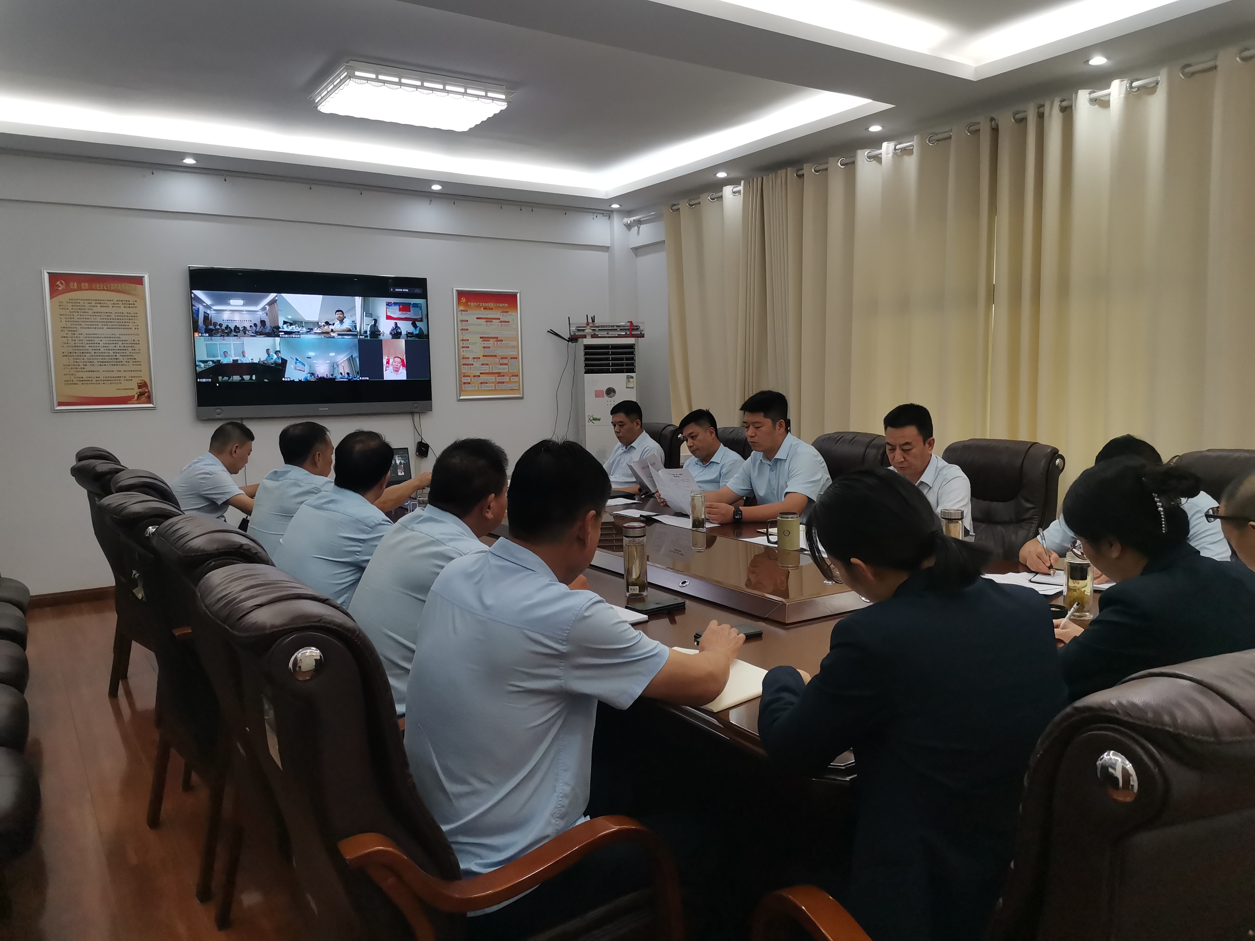 公交集團(tuán)召開2022年“中秋”節(jié)日期間 交通運(yùn)輸保障工作專題會(huì)議