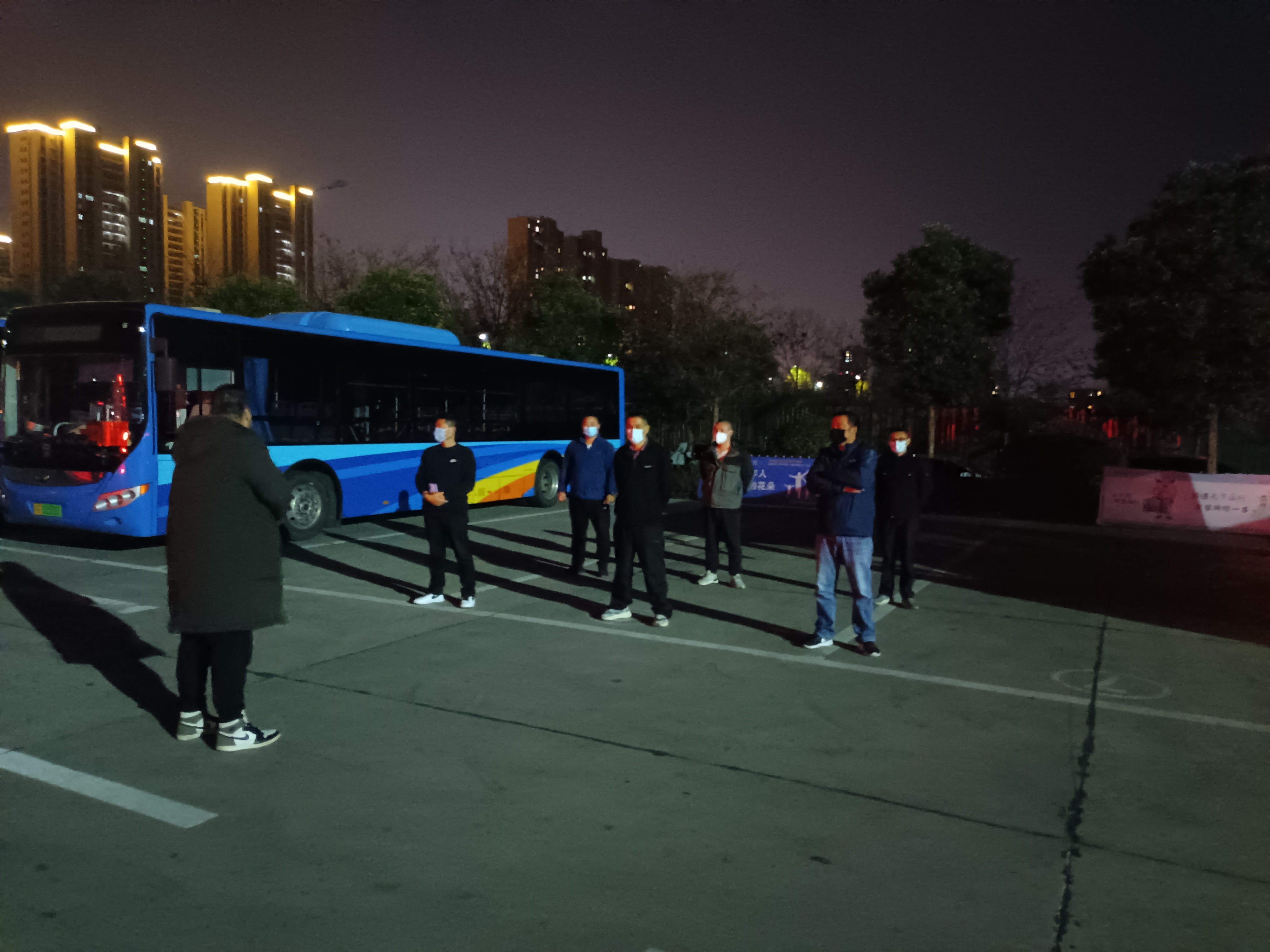 公交事業(yè)二部有序召開安全例會 筑牢安全生產(chǎn)防線