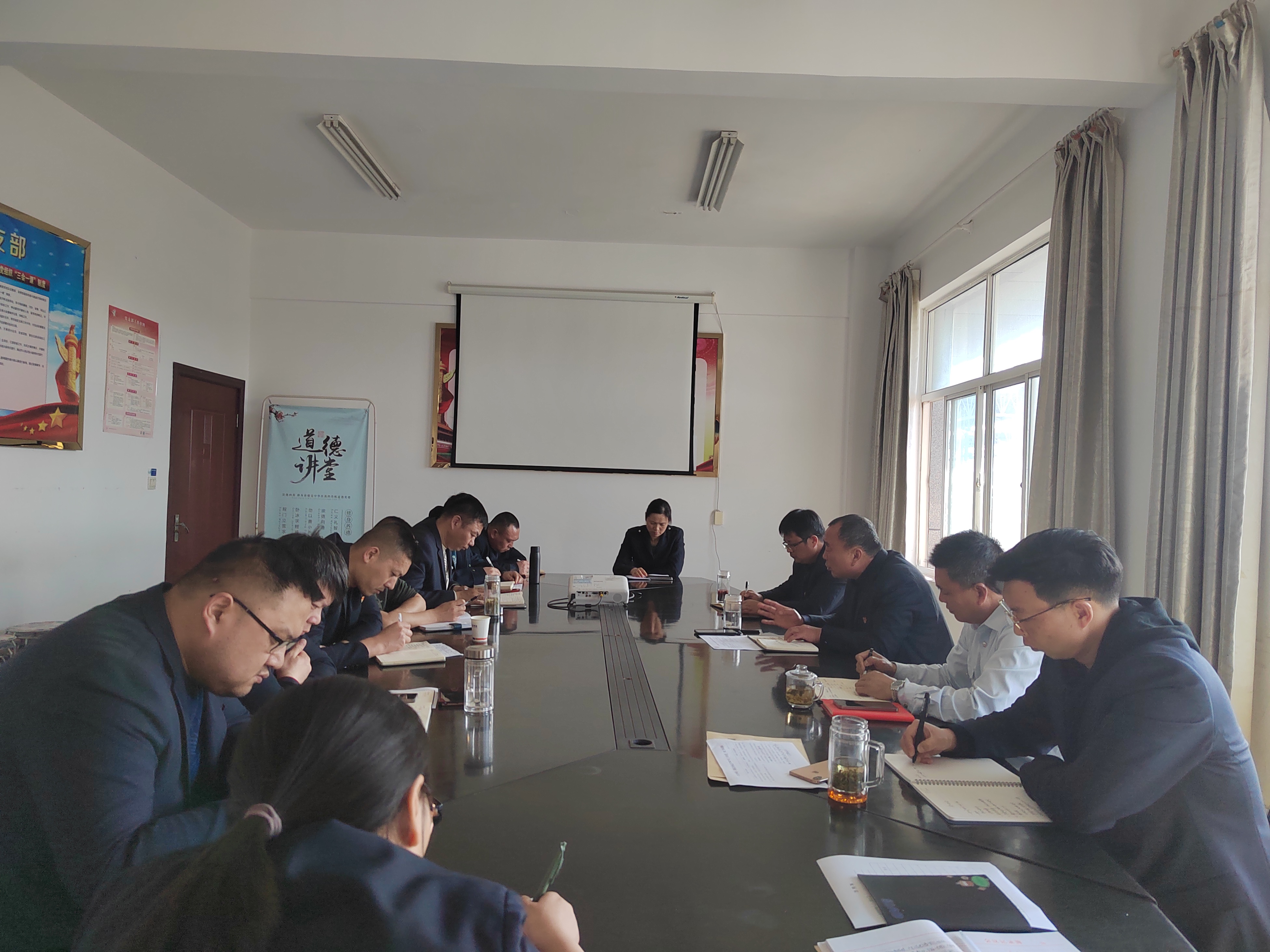 公交集團(tuán)公交事業(yè)二部召開創(chuàng)文工作 推進(jìn)會