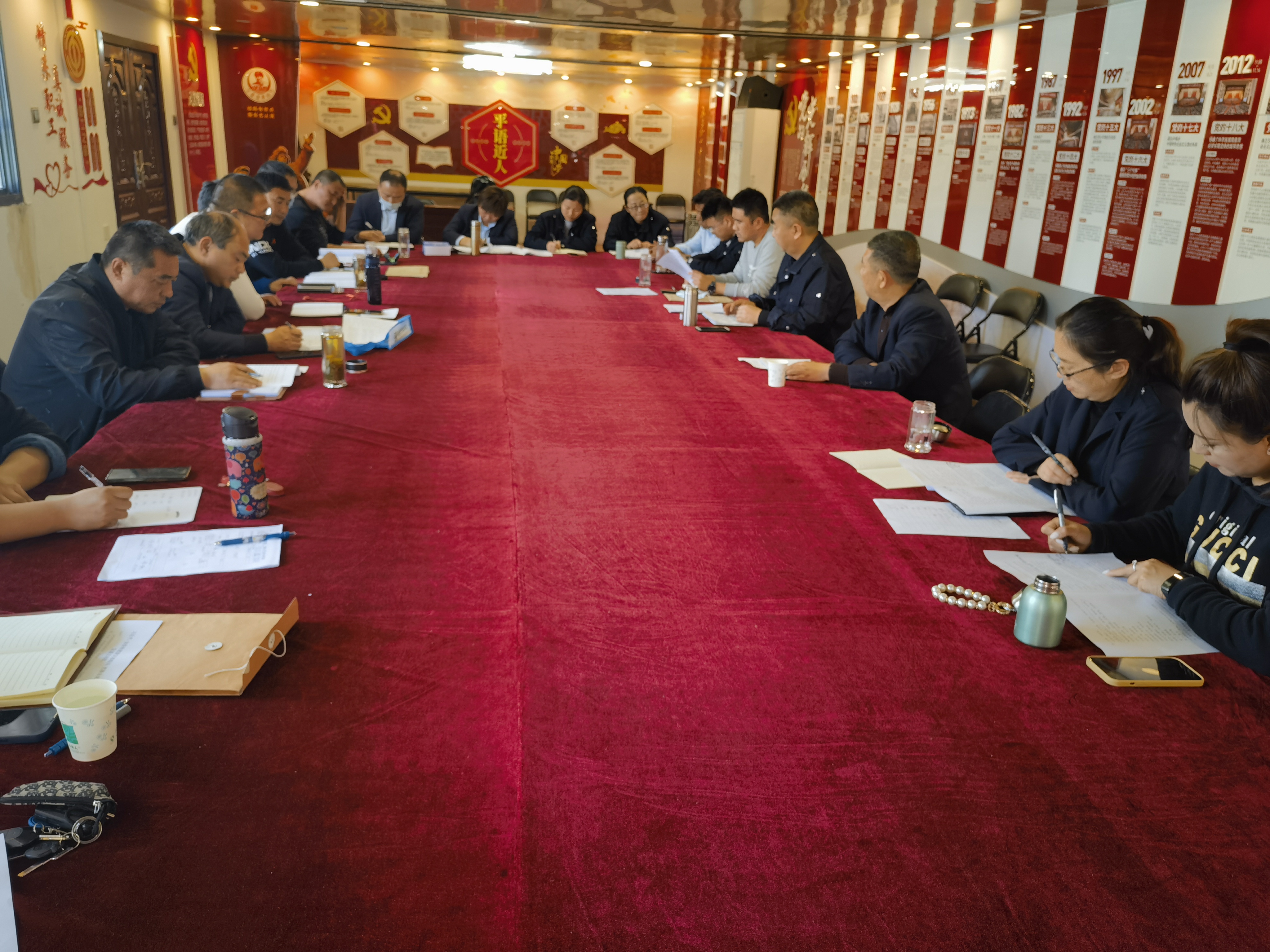 公交集團公交事業(yè)一部召開專題會議研究五一假期交通運輸保障工作