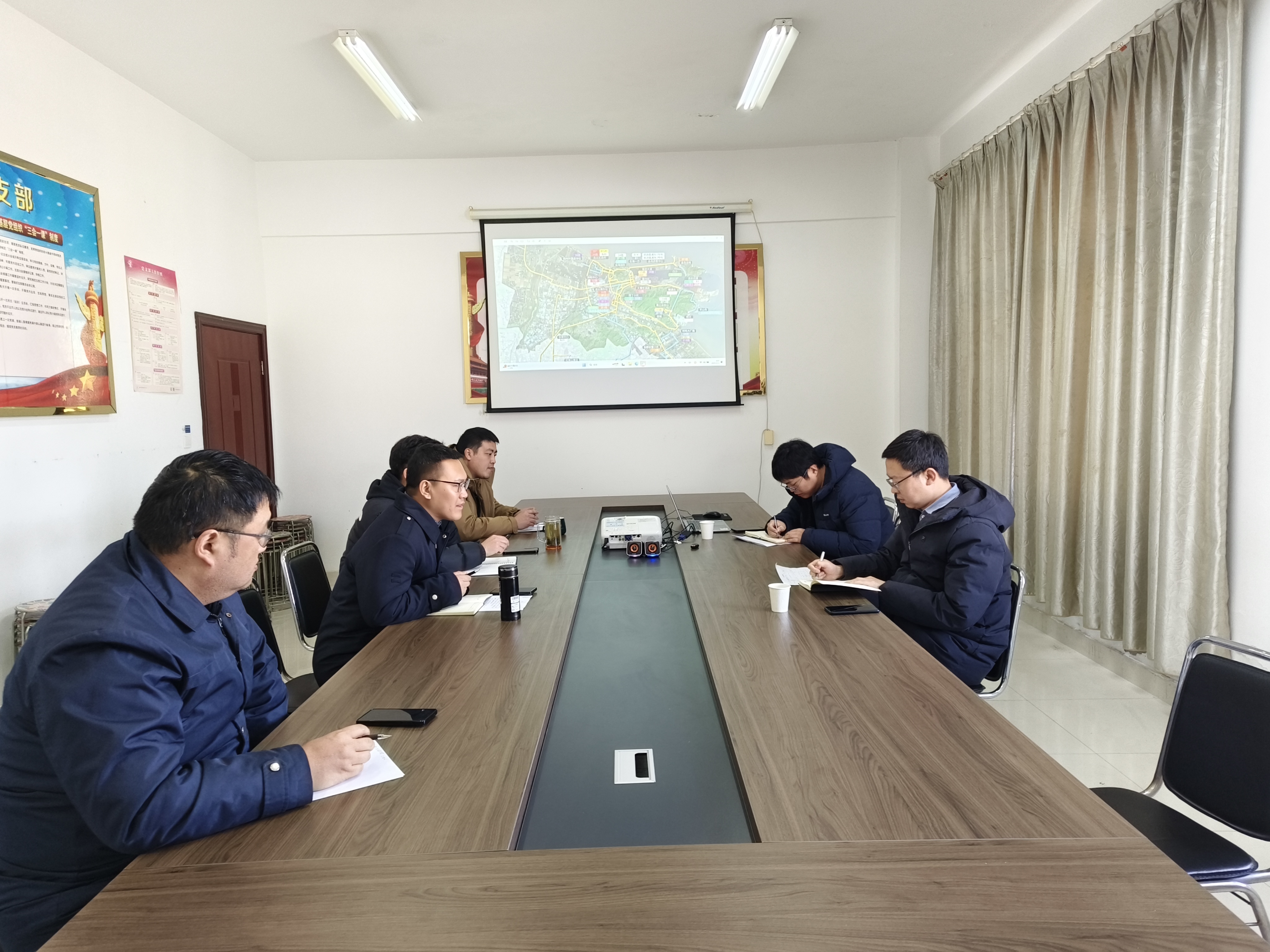 連云區(qū)住建局赴公交集團開展工作調研