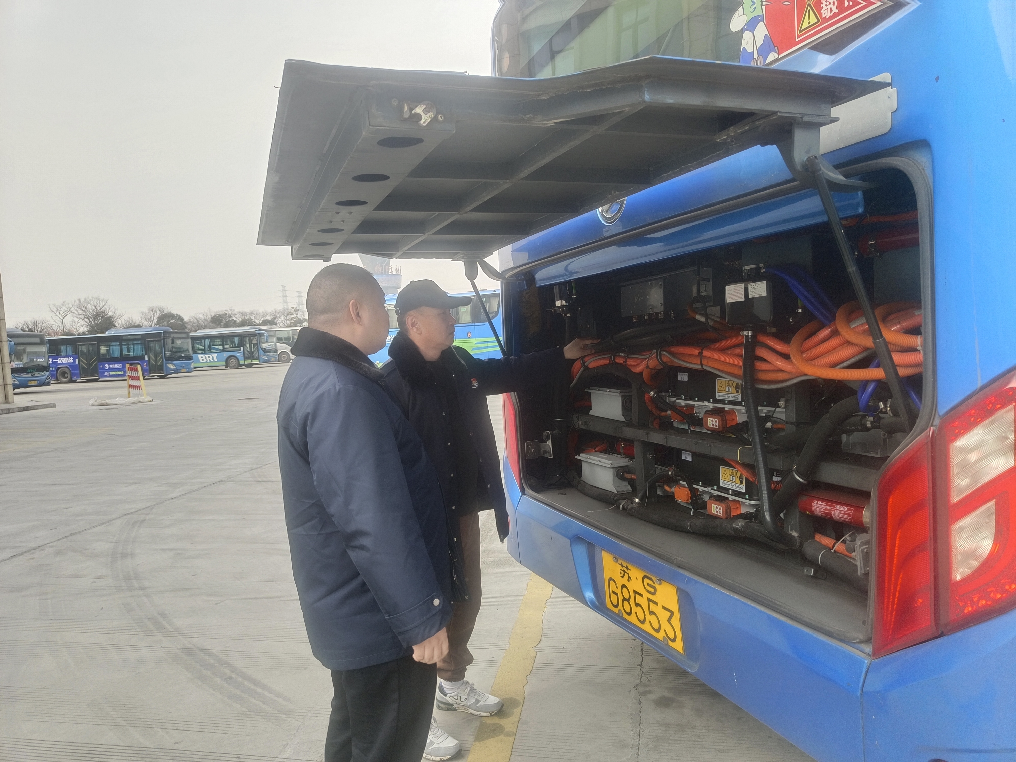 佳連公交公司開(kāi)展機(jī)務(wù)專(zhuān)項(xiàng)檢查