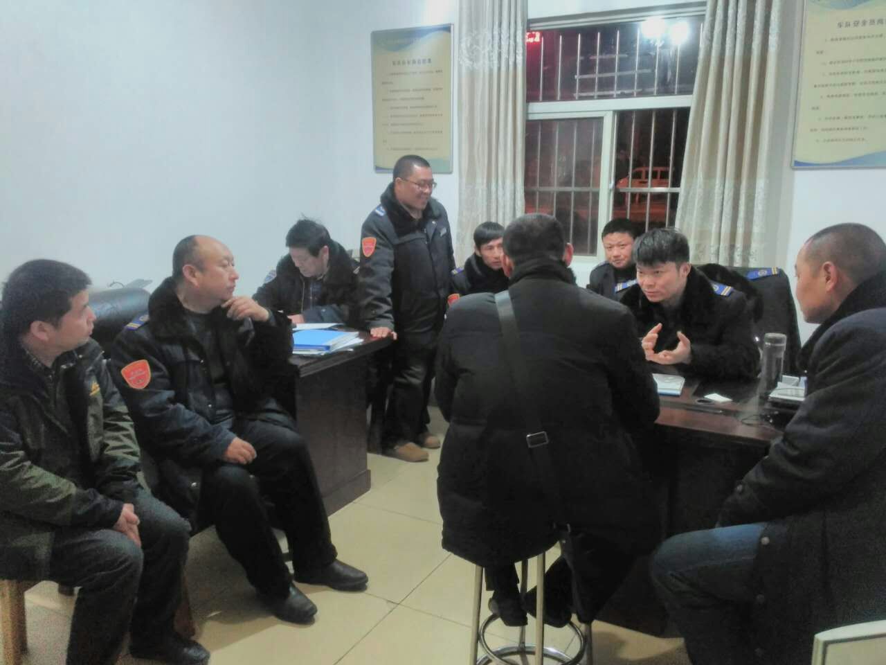 公交快速公司車(chē)隊(duì)召開(kāi)公交B12線專(zhuān)項(xiàng)安全行車(chē)會(huì)議