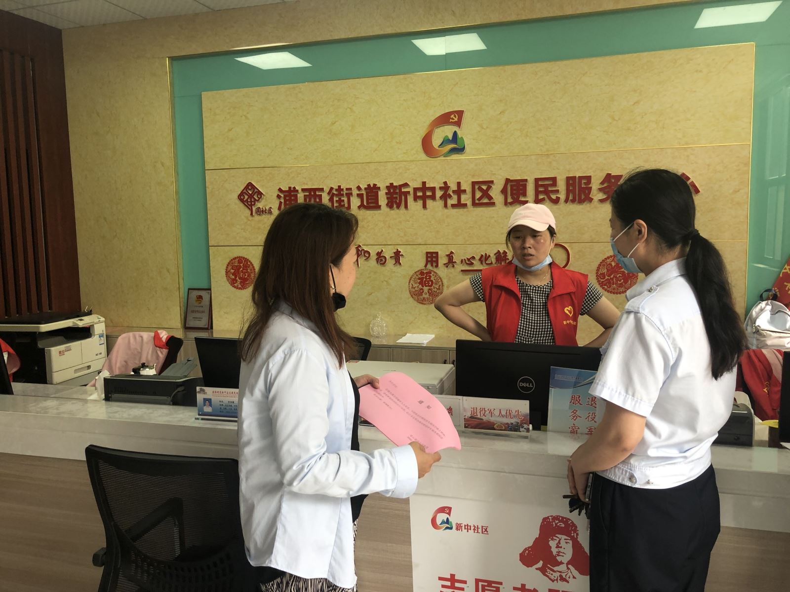 公交創(chuàng)文進(jìn)社區(qū) 聯(lián)動(dòng)共創(chuàng)文明城