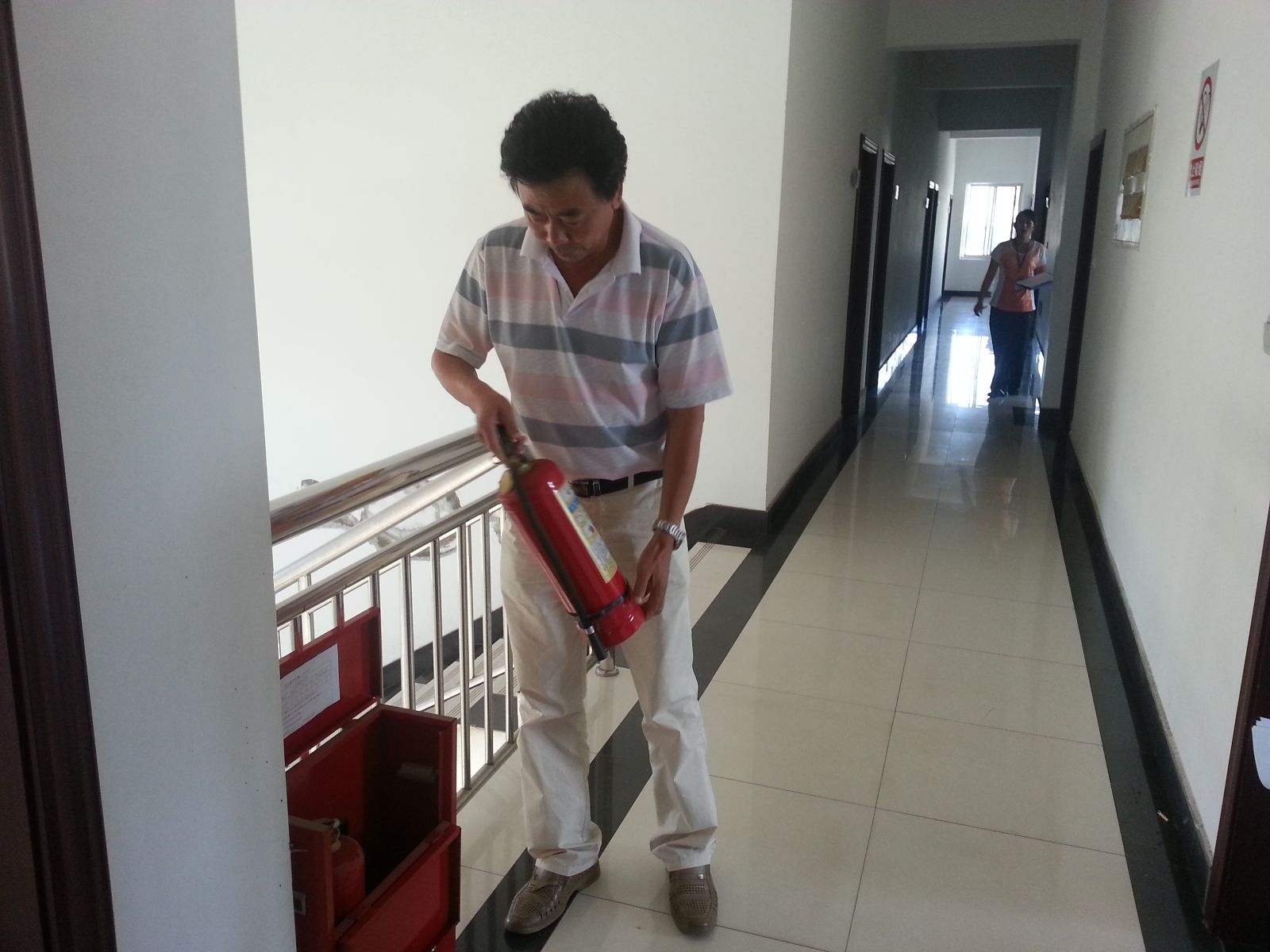 海通公交東部公司開展中秋、國慶節(jié)前安全大檢查