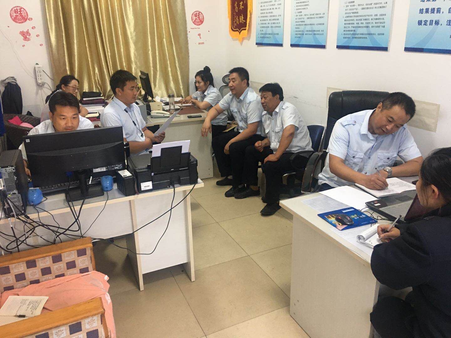 公交集團公交事業(yè)一部召開“端午節(jié)”運輸保障會議