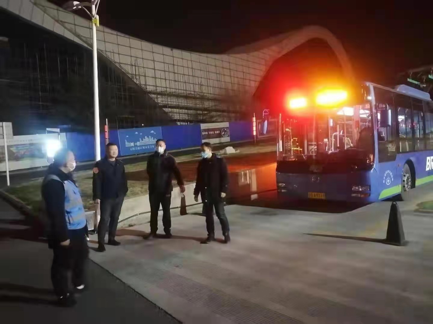 “查漏洞、揭問(wèn)題、嚴(yán)整改” 快速公交事業(yè)部開(kāi)展事故隱患大排查工作