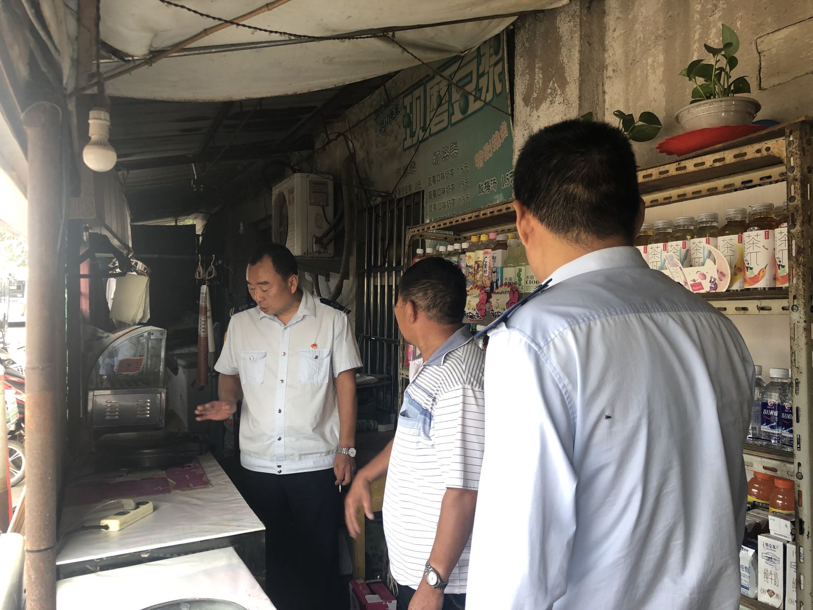 公交集團(tuán)經(jīng)營發(fā)展事業(yè)部開展出租房消防安全檢查