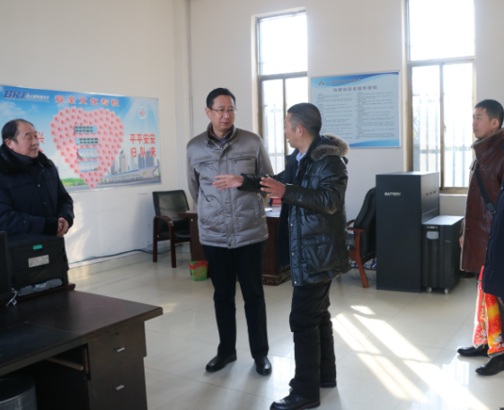 海通公交領(lǐng)導(dǎo)春節(jié)走訪(fǎng)慰問(wèn)基層單位