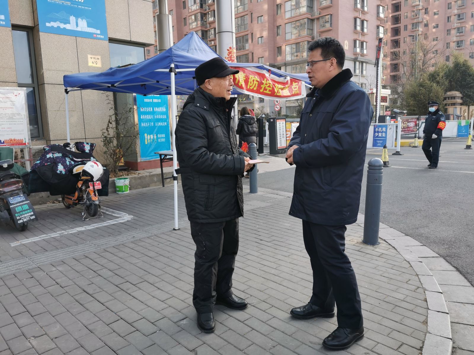 連云港市公交集團開展春節(jié)前走訪慰問活動