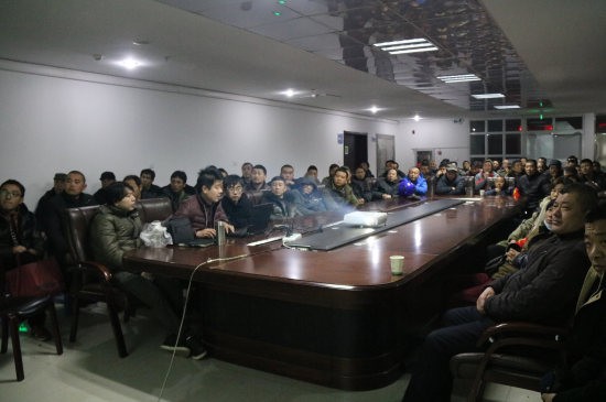 公交海州公司、東部公司開展新能源純電動(dòng)車輛培訓(xùn)工作