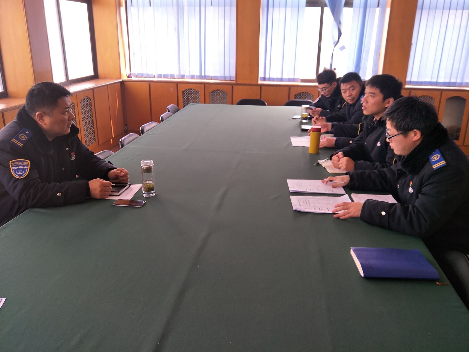 公交集團(tuán)經(jīng)營(yíng)發(fā)展事業(yè)部召開(kāi)生產(chǎn)運(yùn)營(yíng)會(huì)