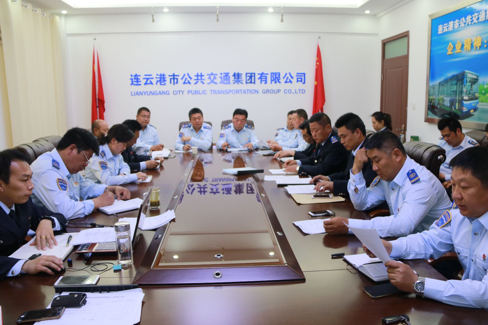 公交集團(tuán)全面開(kāi)展“百日專(zhuān)項(xiàng)行動(dòng)”