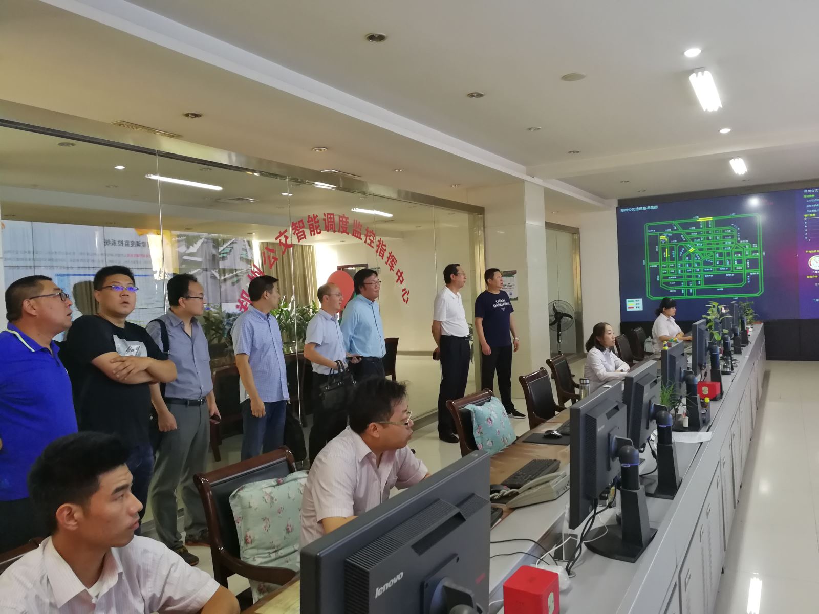 公交集團(tuán)赴鄭州公交考察學(xué)習(xí)信息化建設(shè)經(jīng)驗(yàn)