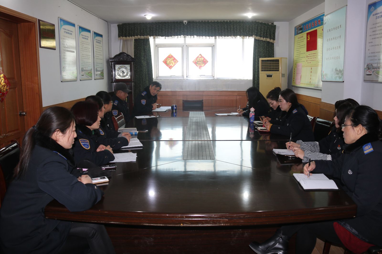 公交新浦公司召開業(yè)務促進會