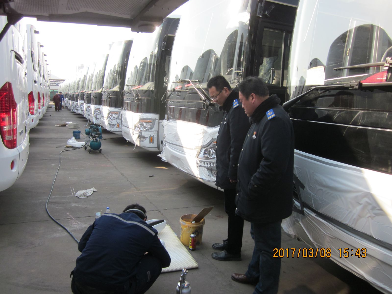 公交維修公司、大浦廠齊心協(xié)力做好出口車輛整備任務(wù)