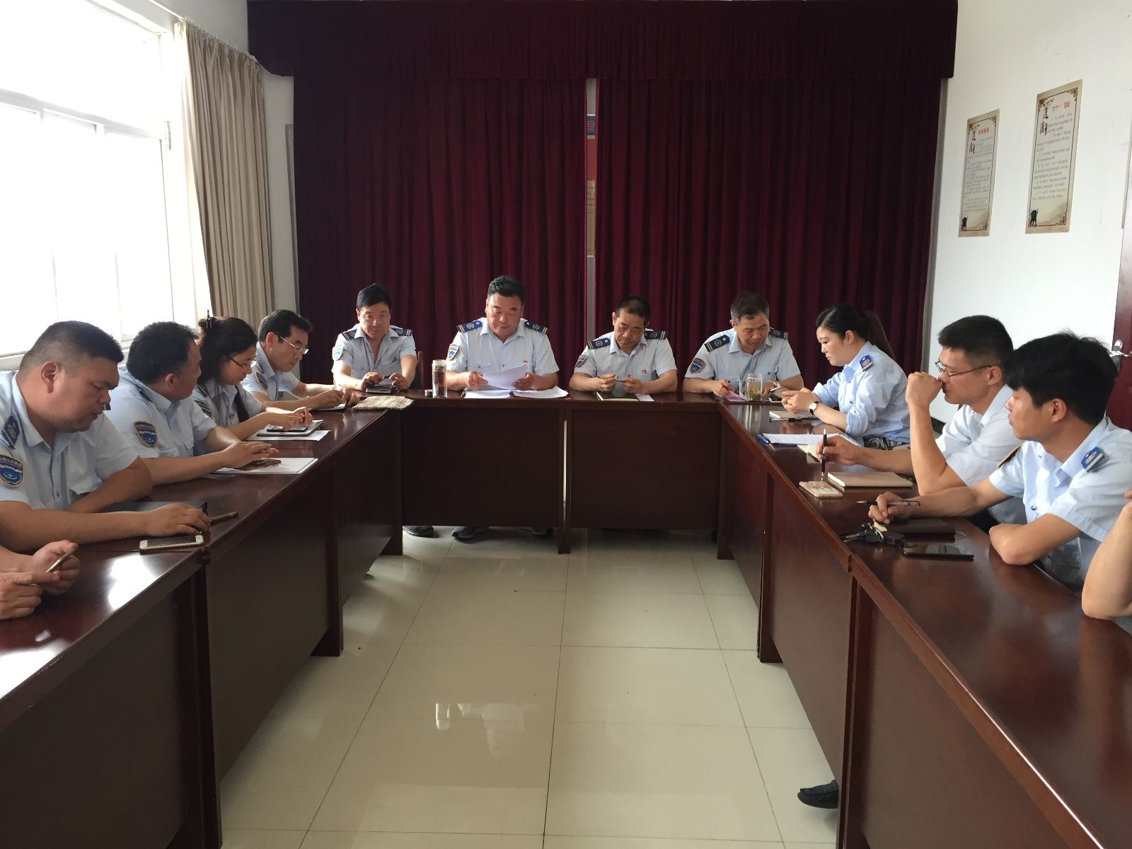 公交集團(tuán)汽服公司開展“我與企業(yè)共成長”討論會議