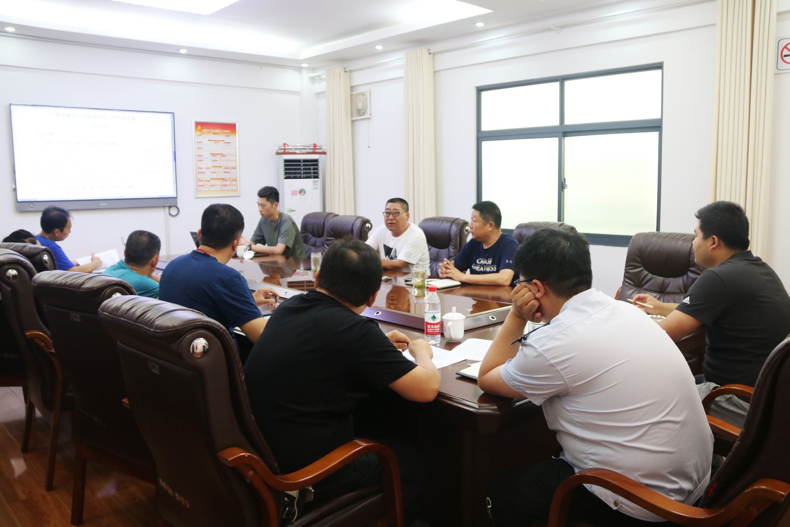 公交集團(tuán)召開線網(wǎng)優(yōu)化行動方案研討會